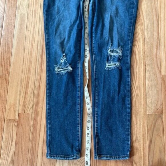 Levi's Jeans Womens 32 Blue 711 Mid Rise Skinny Distressed Medium Wash Casual - Picture 5 of 9
